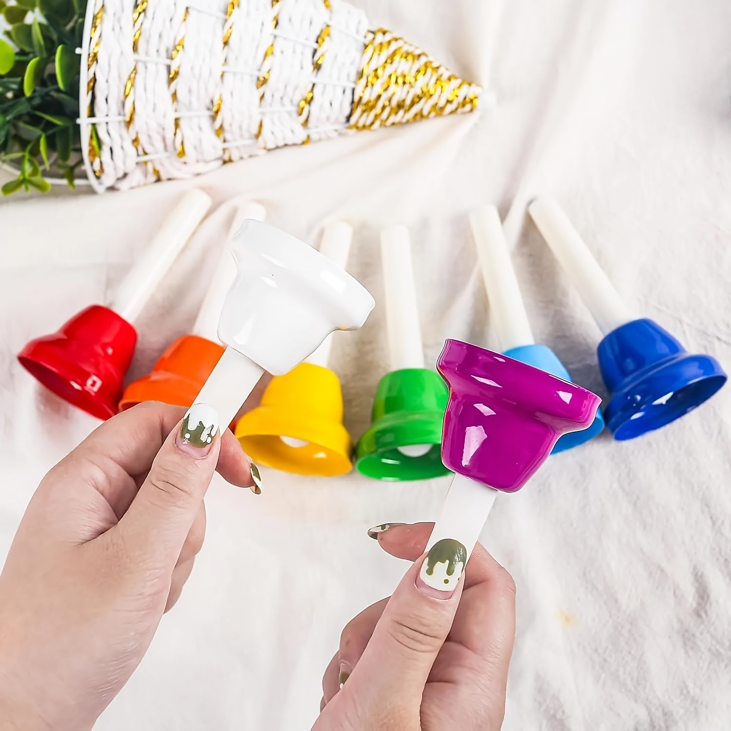 8 Note Hand Bells Set Adults Clear Sound with Handles Festive Celebrations