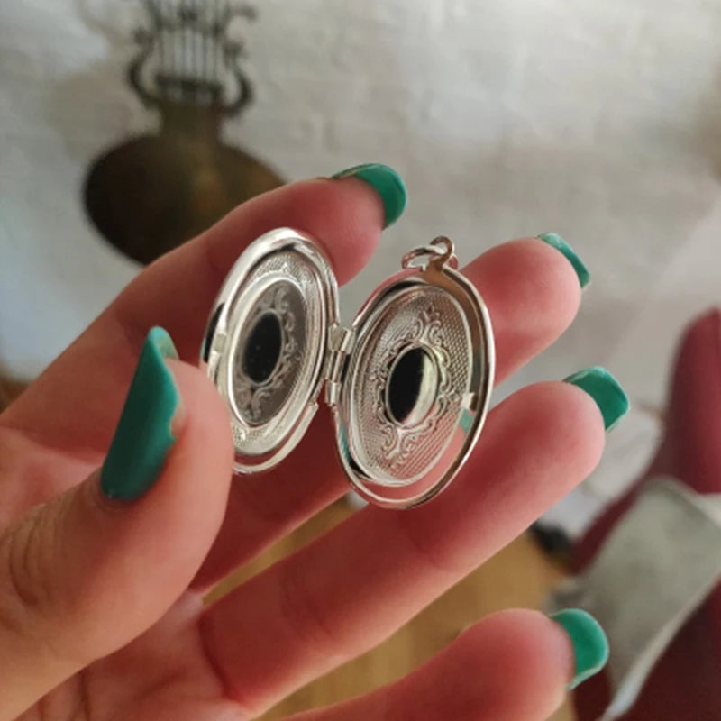 925 Silver Round Photo Frame Pendant Necklace Snake Chain Wedding Jewelry