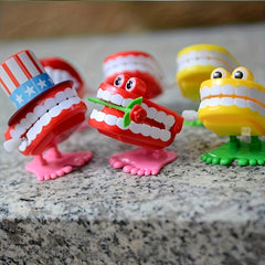 7pcs Chattering Teeth Wind Up Walking Teeth Toys Funny Joke Novelty Assorted Col