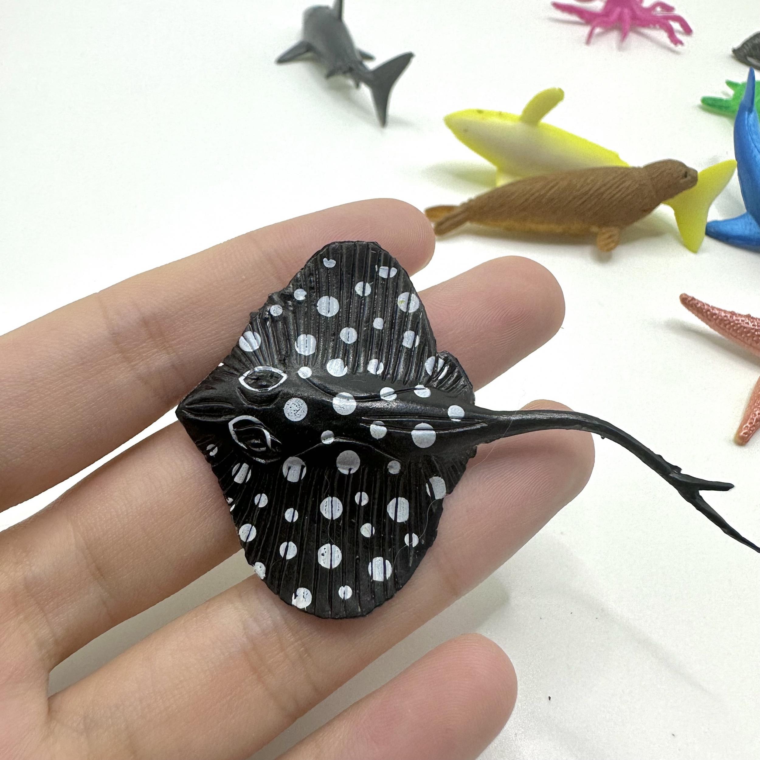 12pcs Sea Animal Toys Mini Marine Life Doll Realistic Ocean Figures Gift