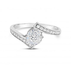 Women's Rhodium Plated Twisted Ring With Cubic Zirconia Stones