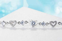 Women's Silver Plated Heart Chain Bracelet With Cubic Zirconia