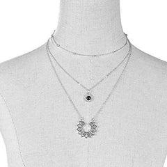 Women's Bohemian Layered Necklace With Baroque Flower Pendant