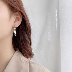 Women's Gold Plated Leaf Pattern Pearl Dropped Jewelry Set