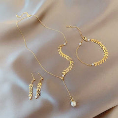 Women's Gold Plated Leaf Pattern Pearl Dropped Jewelry Set