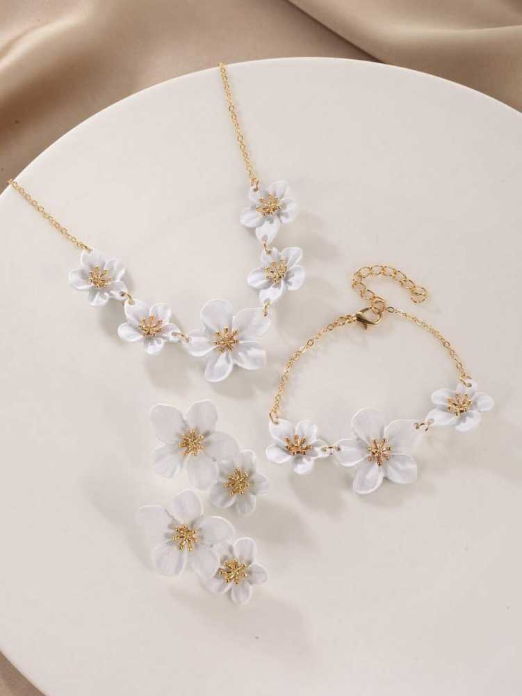 Fashionable Flower Pendant Necklace, Double Layer Earrings & Bracelet Combo
