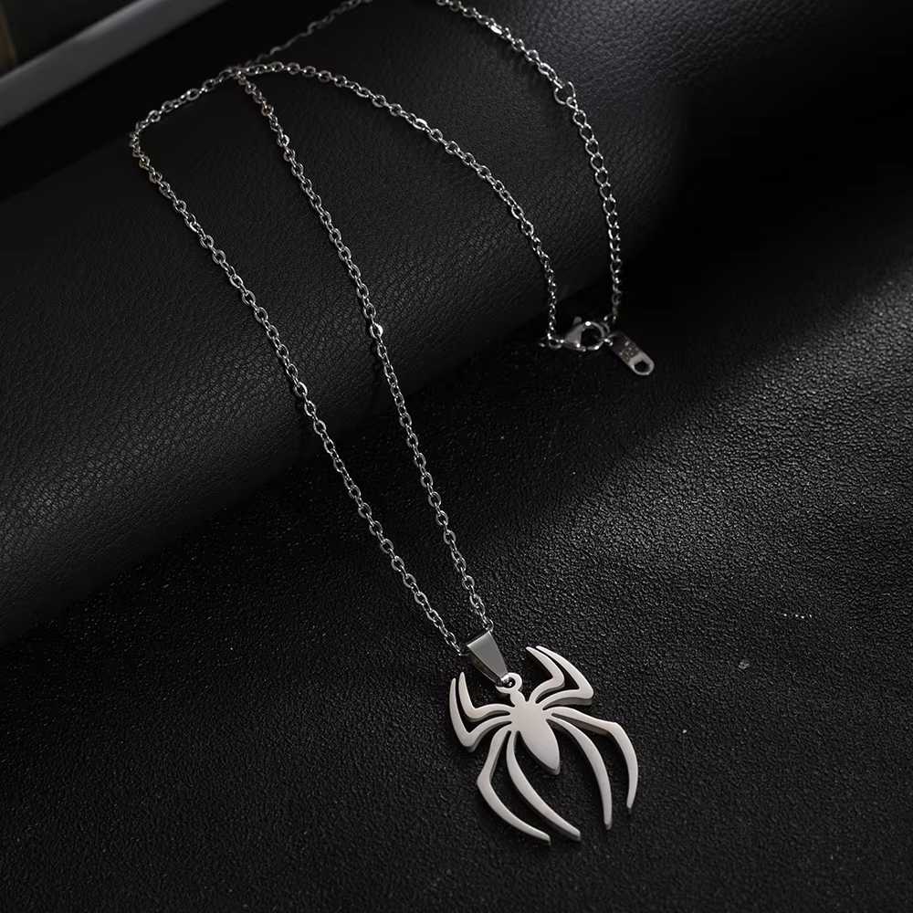 Unisex Stainless Steel Spider Design Pendant Necklace With Linked Chain