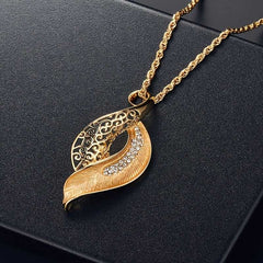 Hollow Leaf Shape Jewelry Set with Rhinestones Pendant Necklace & Earrings