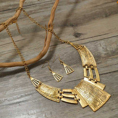 Vintage Earrings and Necklace Jewelry Set Geometric Design Golden Party Accessories