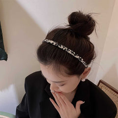 Elegant Leopard Print Headband for Women Non Slip Fashionable Hair Accessory