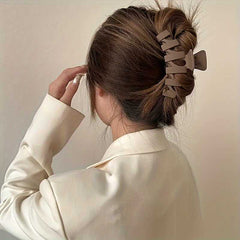 Elegant 3pcs Hair Claw Set Matte Wave Design Black White Coffee Clips