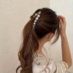 Elegant Faux Pearl Banana Clip Chic Acrylic Hair Accessory for Women