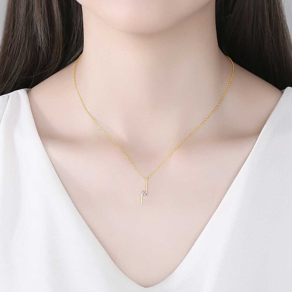 Women's Minimalist Silver Plated Necklace With 18-Inch Chain