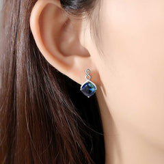 Women's Silver Plated Infinity And Rhombus Shaped Stud Earrings