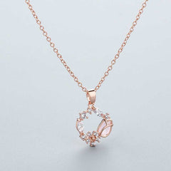 Women's Rose Gold Wreath Pendant Necklace With Lobster Claw Clasp
