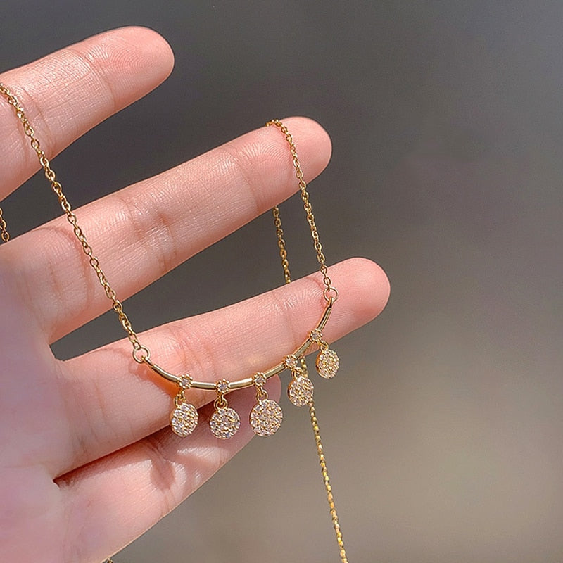 Women's Cubic Zirconia Curved Bar Necklace With Circle Drops