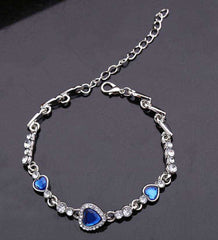 Women's Heart Crystal And Zirconia Bracelet With Lobster Clasp