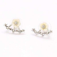 Women's Fashion Floral Stud Earrings With  Exquisite Zircon