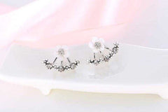 Women's Fashion Floral Stud Earrings With  Exquisite Zircon
