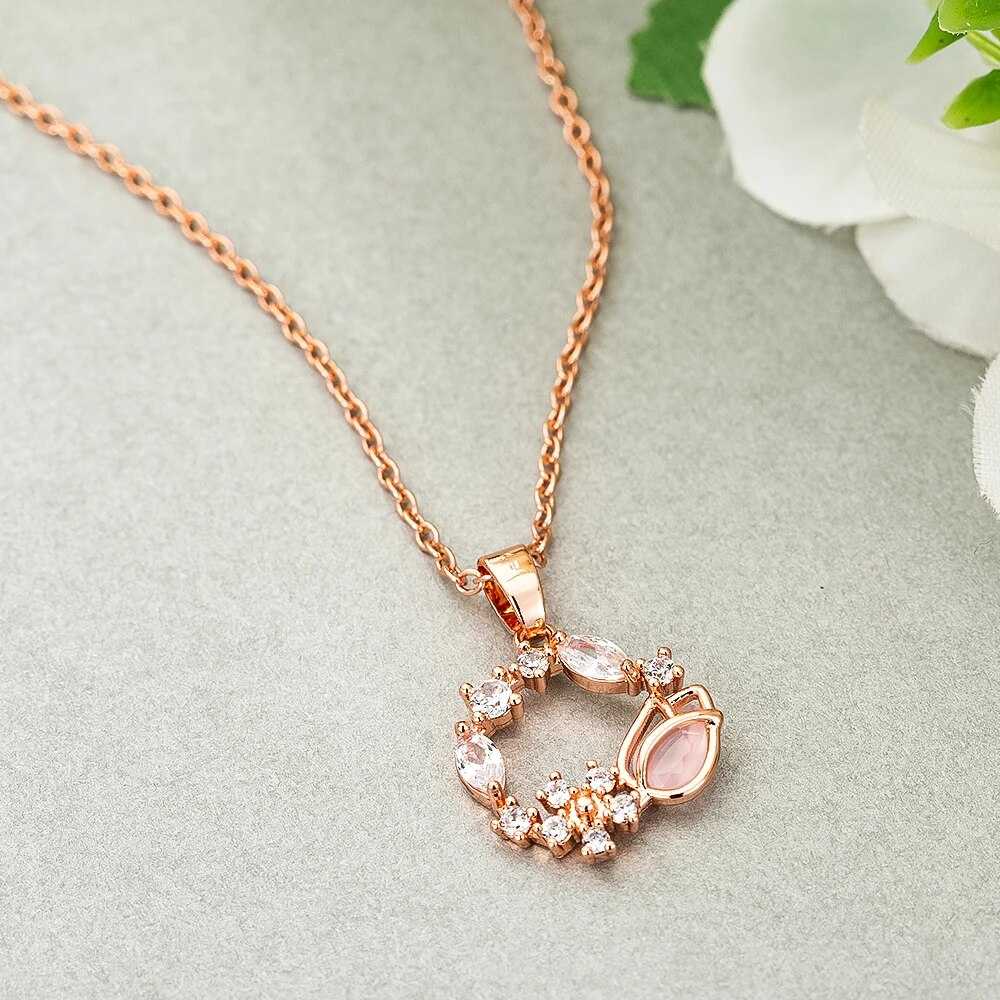 Women's Rose Gold Wreath Pendant Necklace With Lobster Claw Clasp