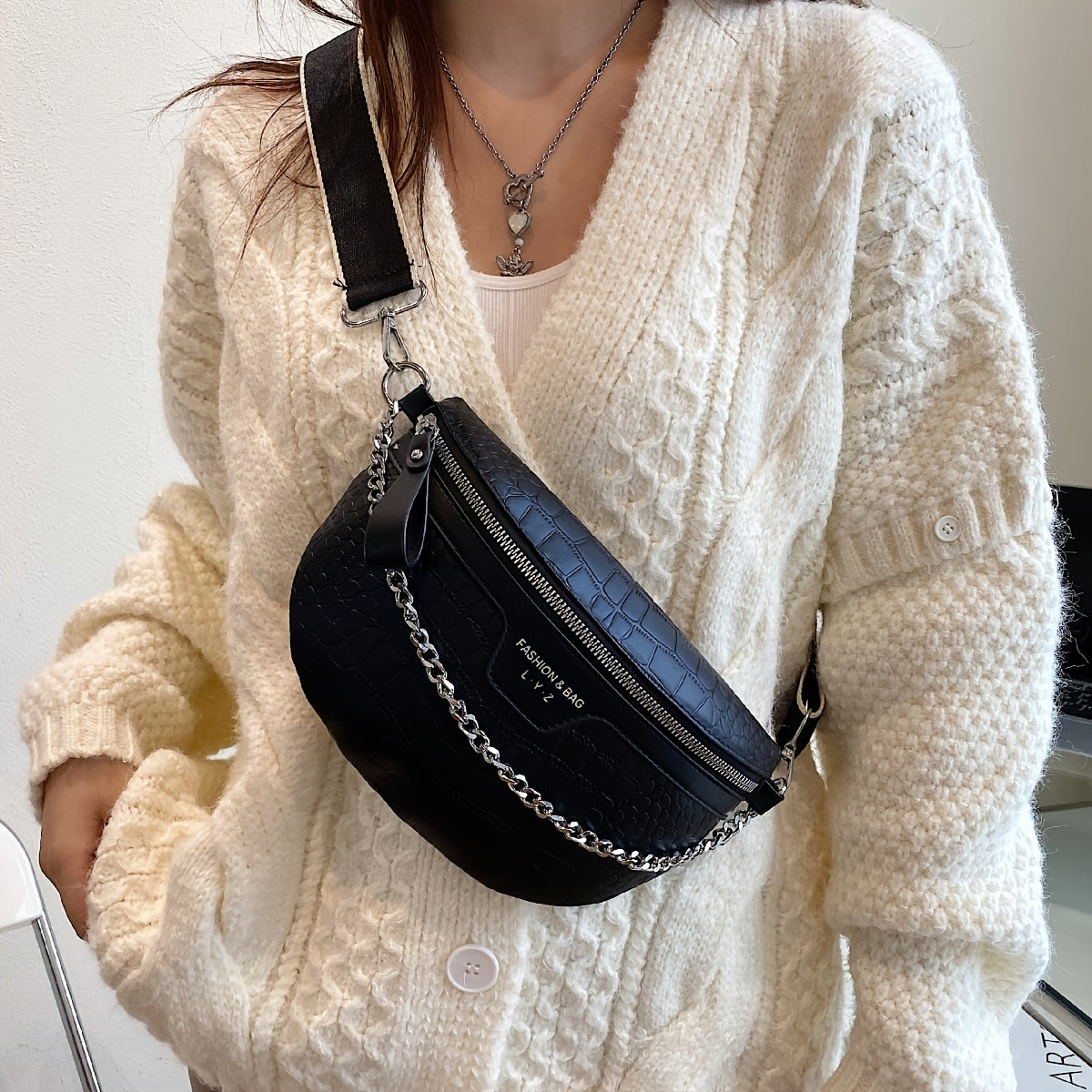 Crocodile Embossed Chest Bag Chain Decor Crossbody Bag