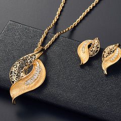Hollow Leaf Shape Jewelry Set with Rhinestones Pendant Necklace & Earrings