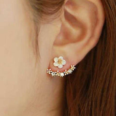 Women's Fashion Floral Stud Earrings With  Exquisite Zircon