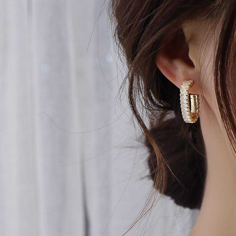 Women's Gold Plated Round Stud Casual Earring With Zirconia