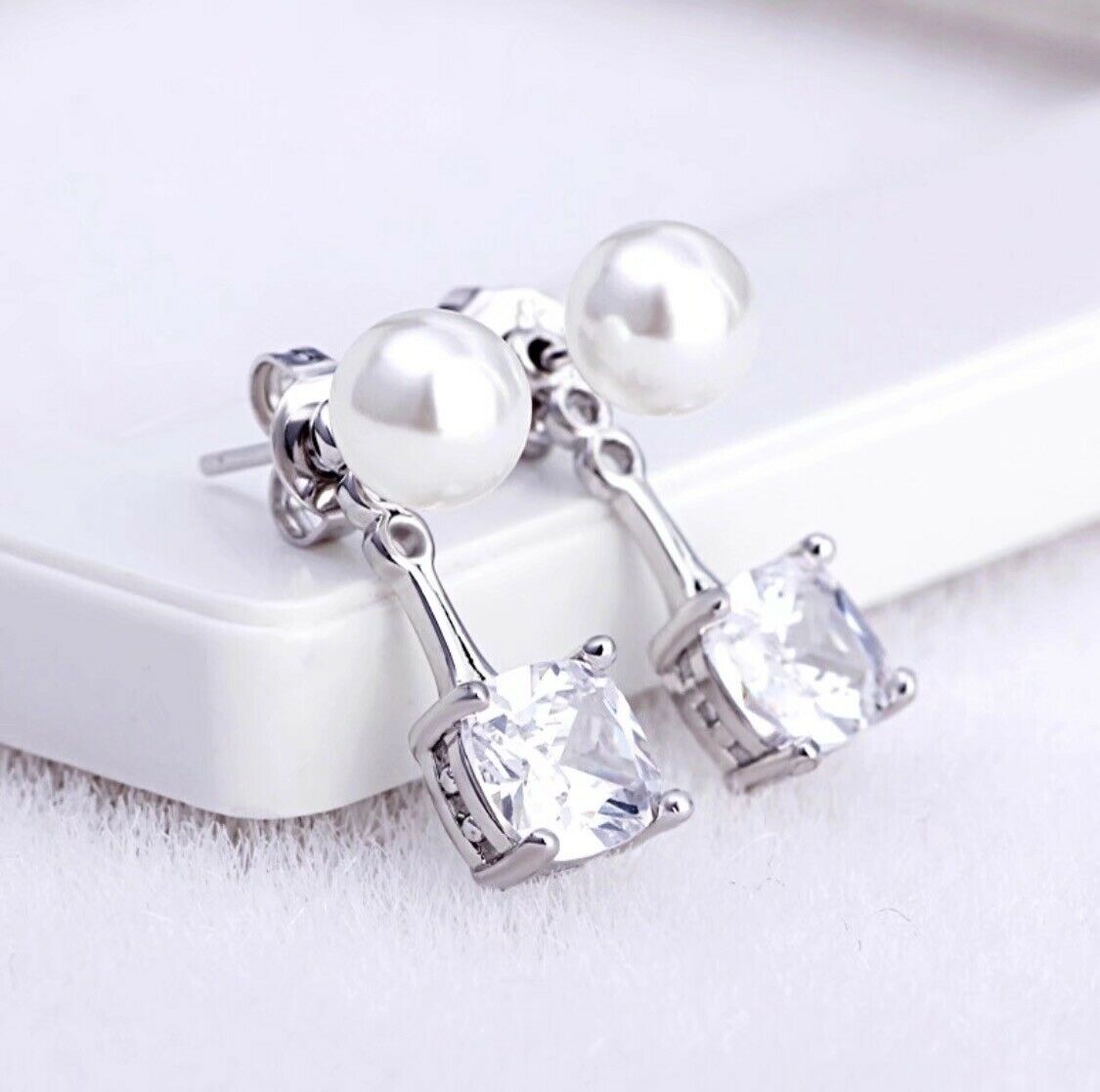 Women's Silver Plated Pearl Crystal Stone Stud Earrings